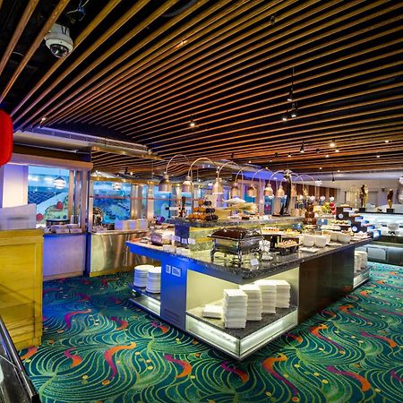 Metropark Hotel Kowloon Hong Kong Exterior photo