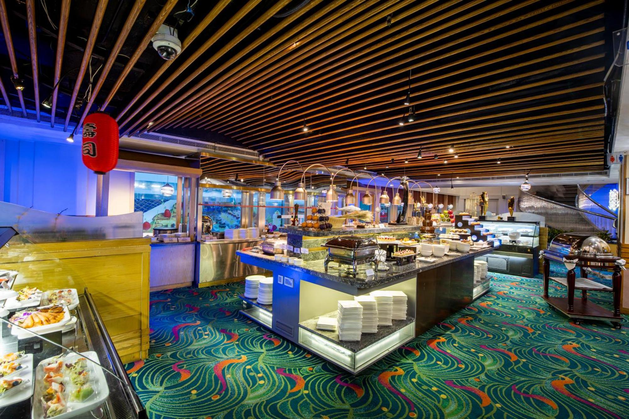 Metropark Hotel Kowloon Hong Kong Exterior photo